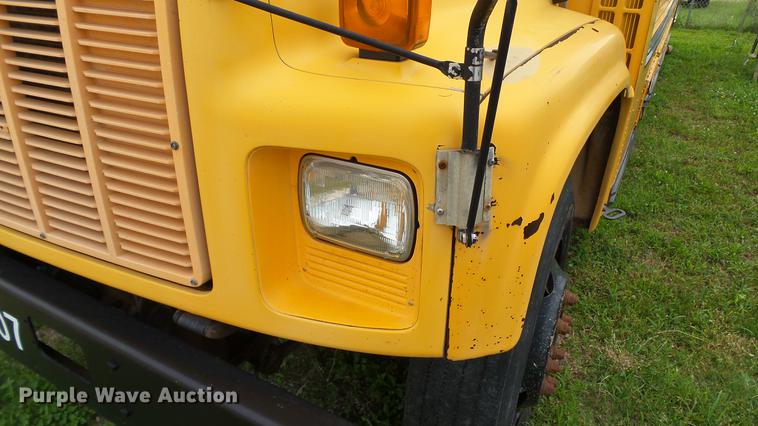 image for item EZ9276 1993 Chevrolet school bus