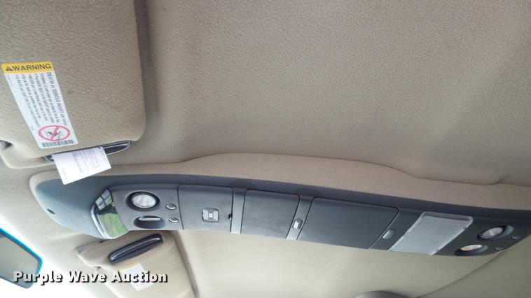 image for item EZ9277 2000 GMC Safari van