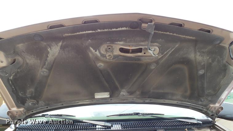 image for item EZ9277 2000 GMC Safari van