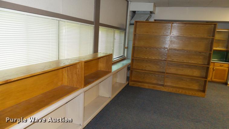 image for item EZ9295 Approximately 28 bookshelves