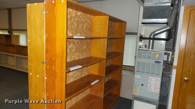 image for item EZ9295 Approximately 28 bookshelves