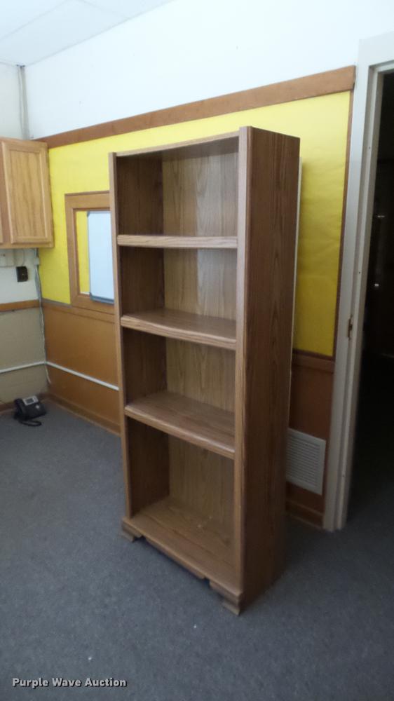 image for item EZ9295 Approximately 28 bookshelves