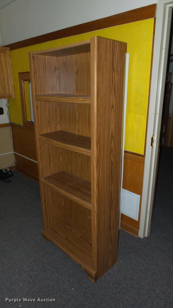 image for item EZ9295 Approximately 28 bookshelves