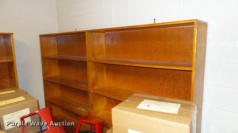 image for item EZ9295 Approximately 28 bookshelves