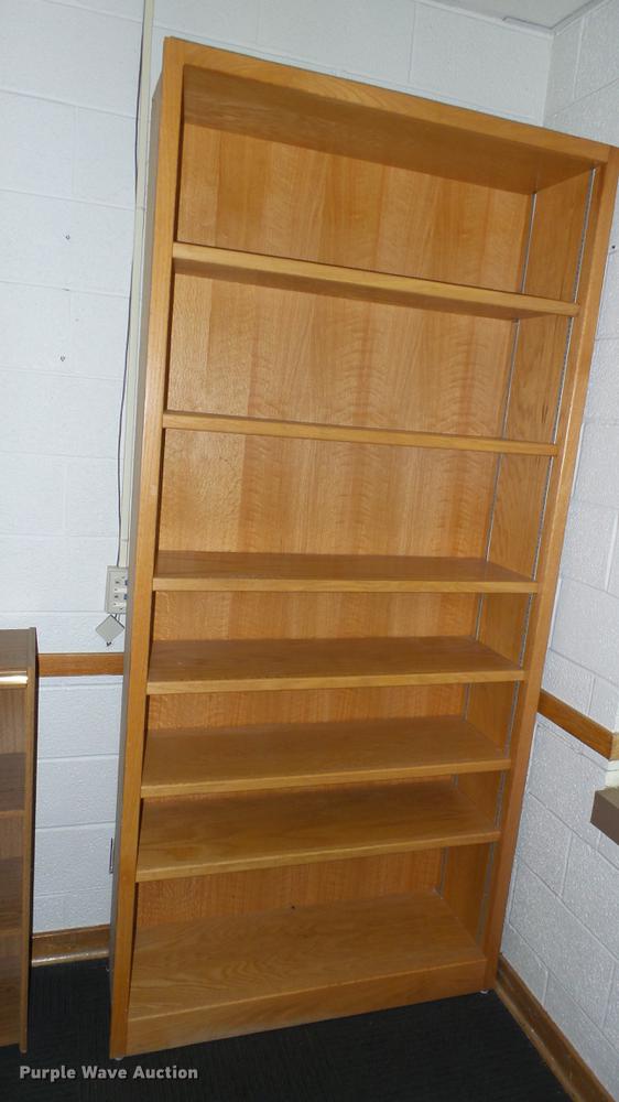 image for item EZ9295 Approximately 28 bookshelves