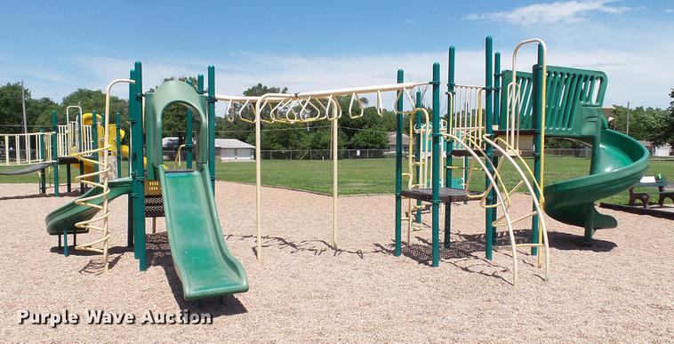 image for item EZ9315 Playground equipment