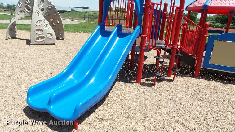 image for item EZ9317 Little Tikes Pla-Hrd playground equipment