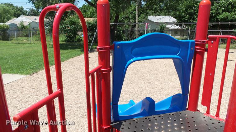 image for item EZ9317 Little Tikes Pla-Hrd playground equipment