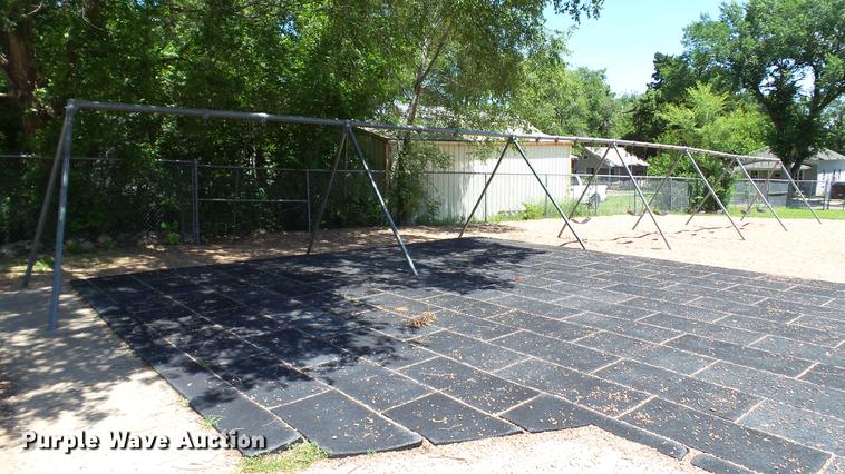 image for item EZ9324 Metal swing set