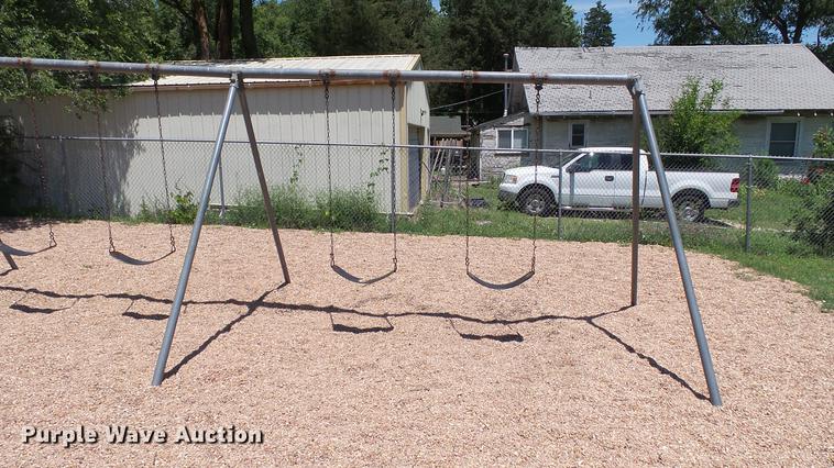 image for item EZ9324 Metal swing set