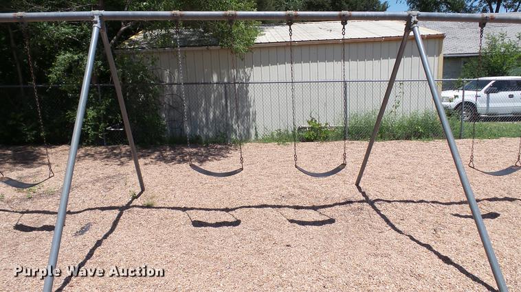 image for item EZ9324 Metal swing set