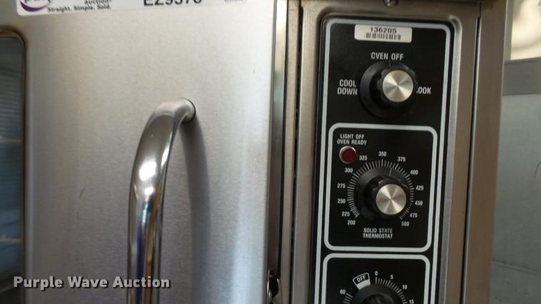 image for item EZ9378 Blodgett oven