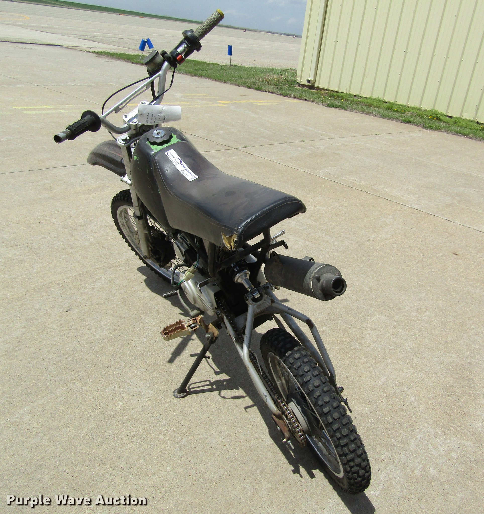 2005 Baja dirt bike in Salina, KS Item EI9319 sold Purple Wave