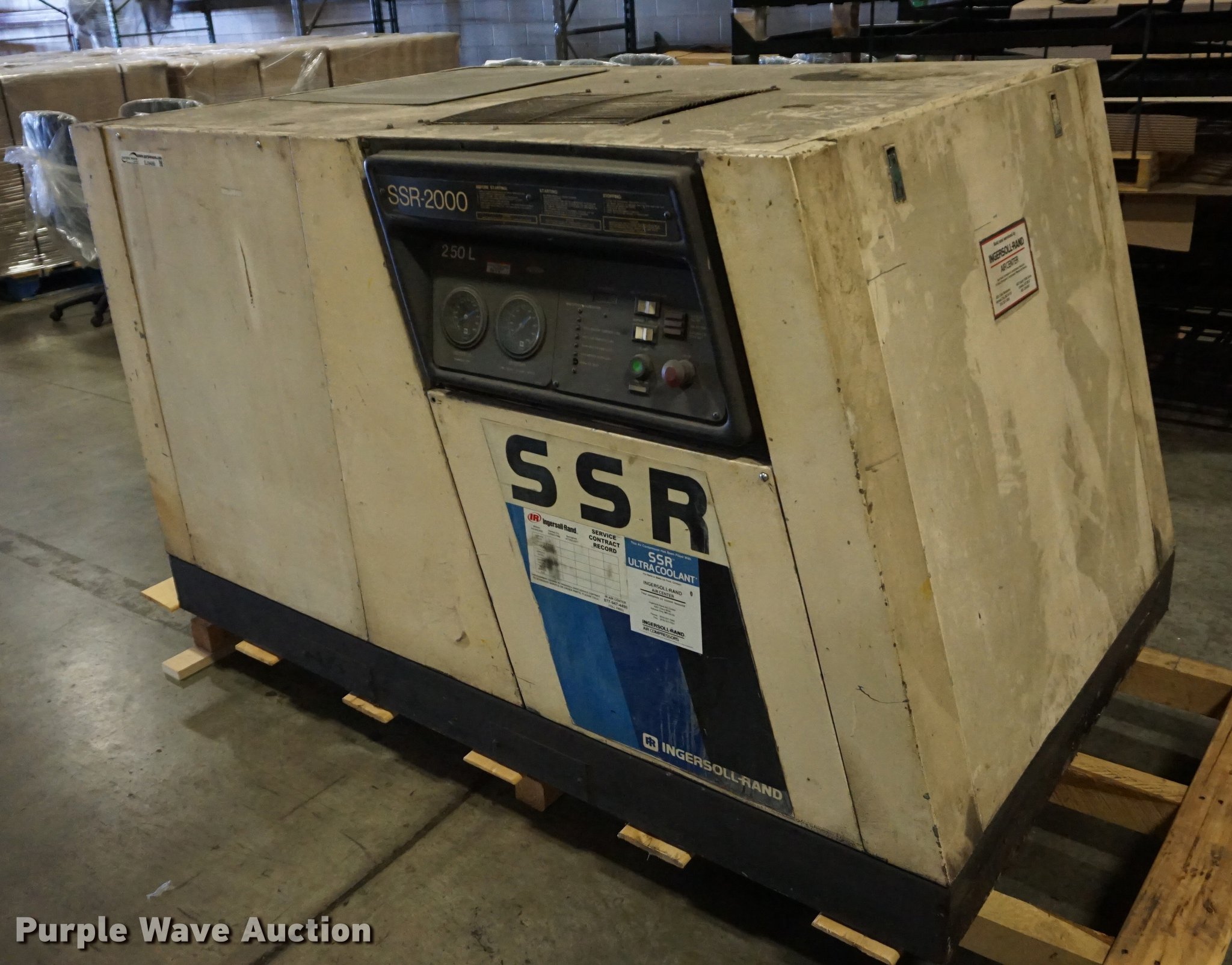 Ingersoll Rand SSR2000 air compressor in Lansing, KS Item EJ9456