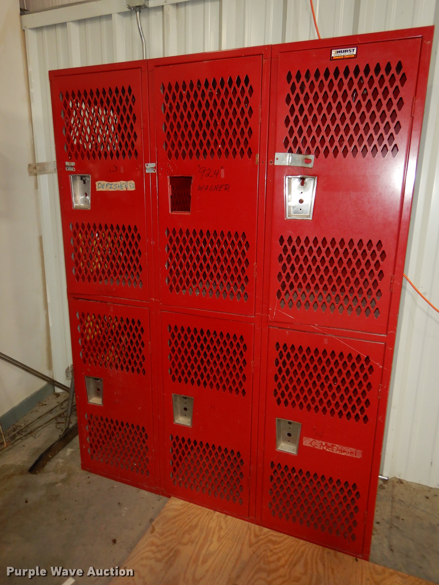 Storage locker in Atchison, KS Item EK9254 sold Purple Wave