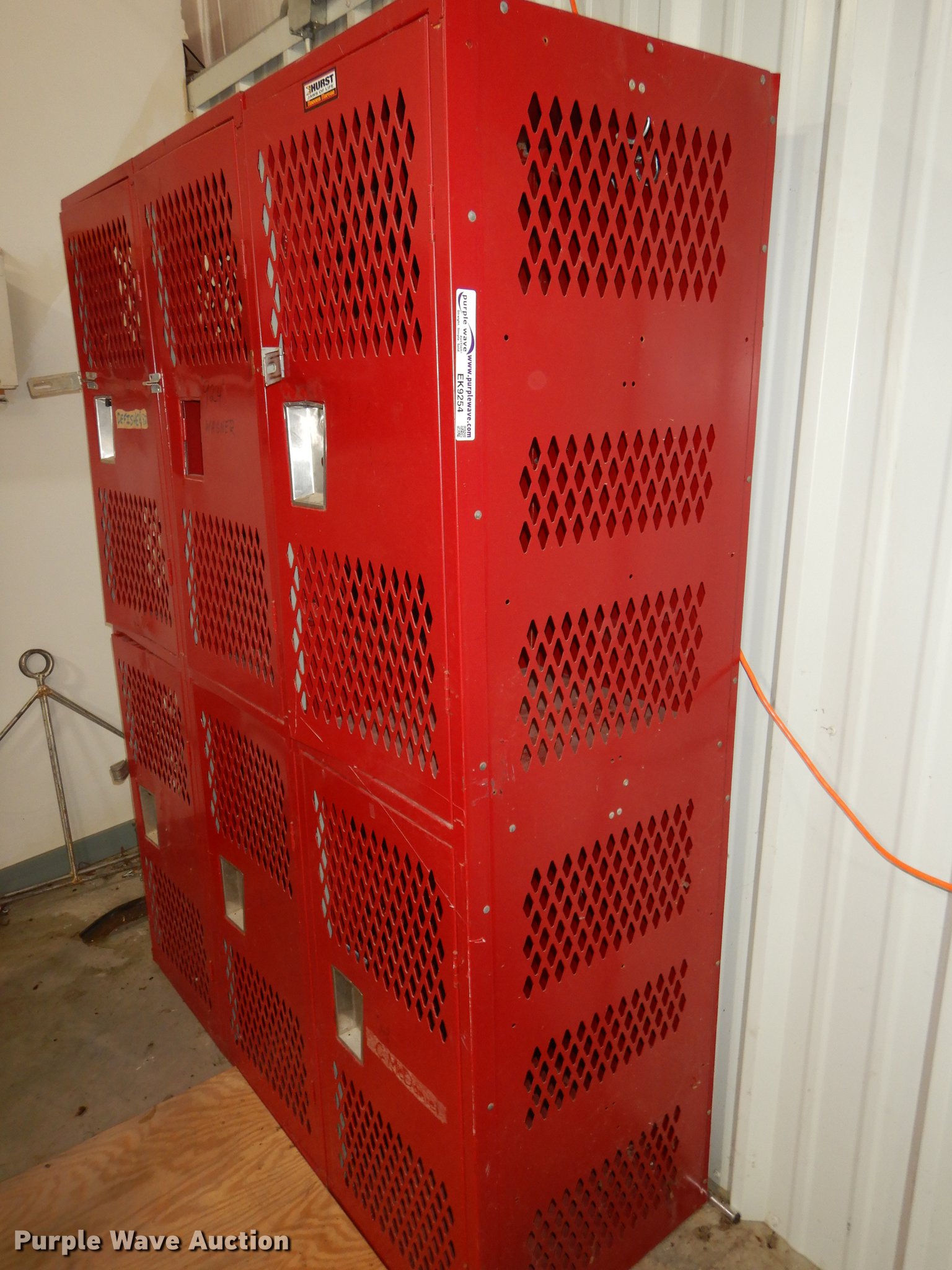 Storage locker in Atchison, KS Item EK9254 sold Purple Wave