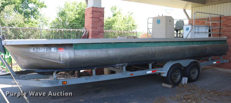 image for item AO9262 1984 Eldocraft pontoon boat