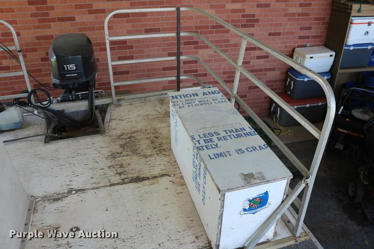 image for item AO9262 1984 Eldocraft pontoon boat