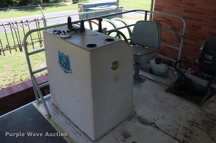 image for item AO9262 1984 Eldocraft pontoon boat