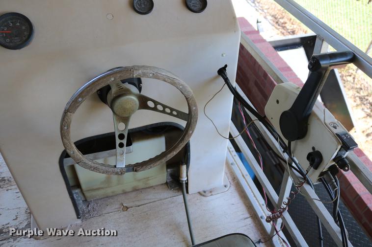 image for item AO9262 1984 Eldocraft pontoon boat