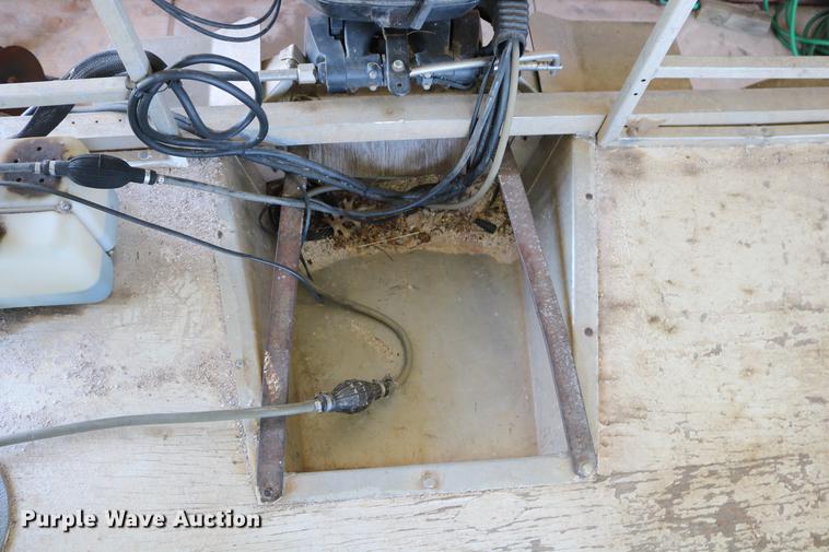 image for item AO9262 1984 Eldocraft pontoon boat