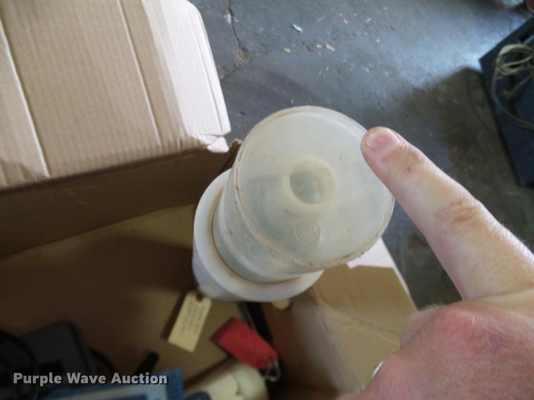 image for item AO9280 Hydrolab water testing equipment