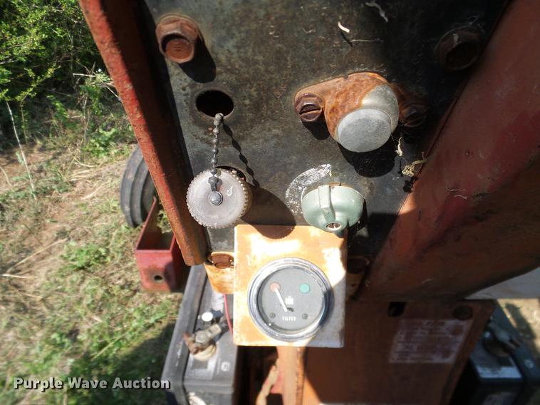 image for item AO9303 1967 International Farmall 806 tractor