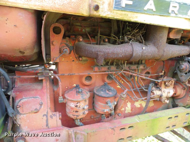 image for item AO9303 1967 International Farmall 806 tractor