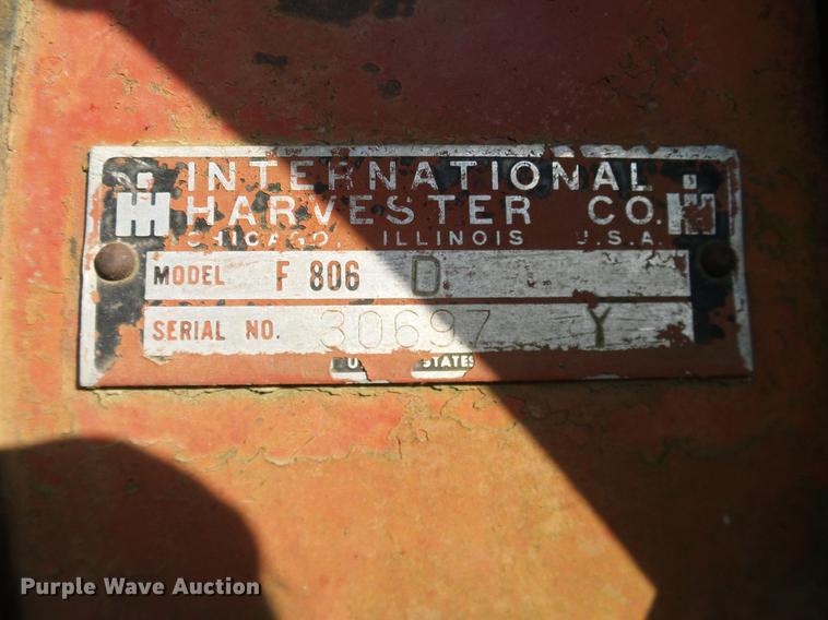 image for item AO9303 1967 International Farmall 806 tractor