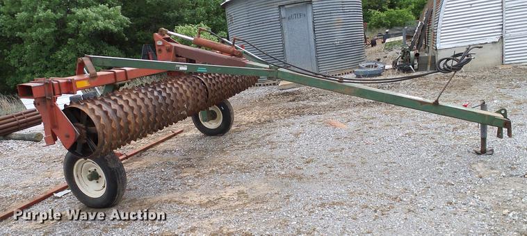 image for item AO9310 Brillion cultipacker