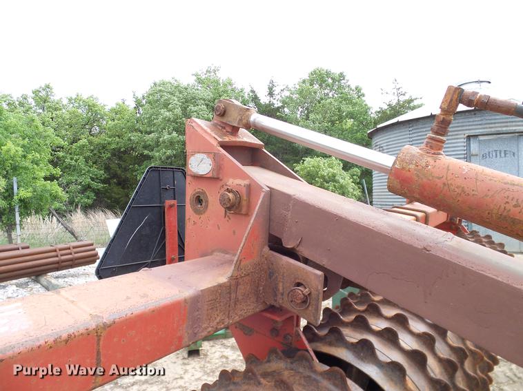 image for item AO9310 Brillion cultipacker