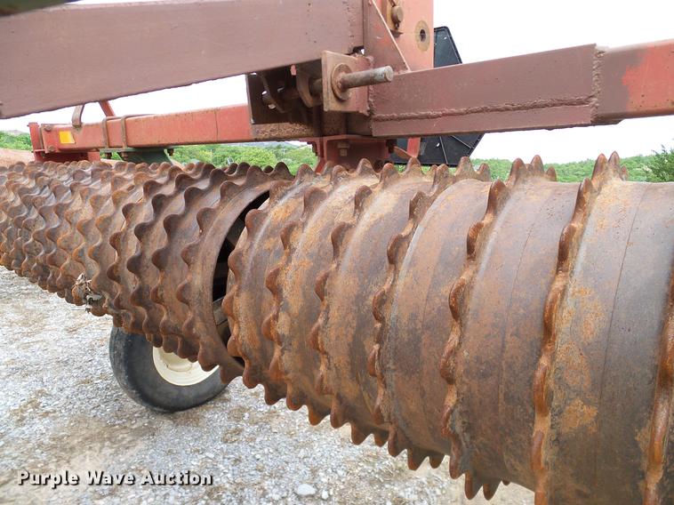 image for item AO9310 Brillion cultipacker