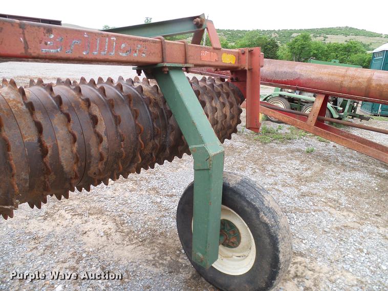 image for item AO9310 Brillion cultipacker