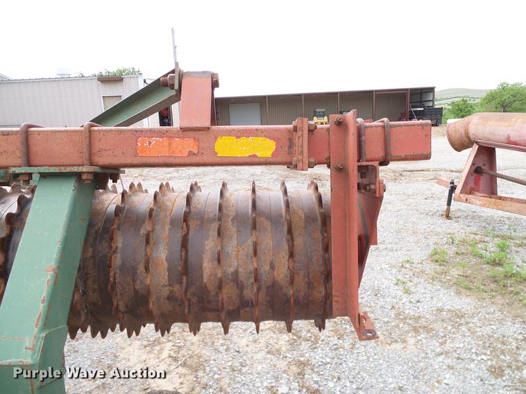 image for item AO9310 Brillion cultipacker