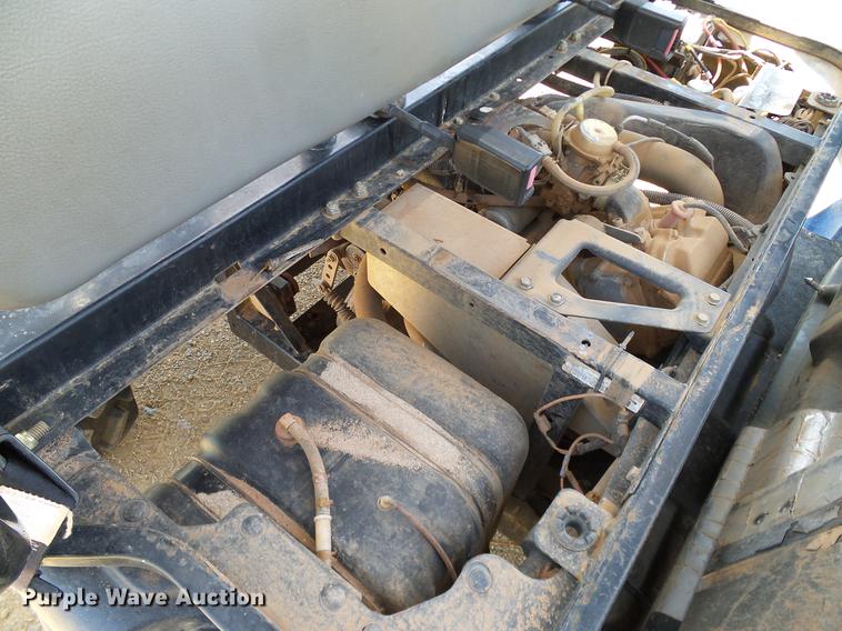 image for item AO9326 2003 Polaris Ranger utility vehicle