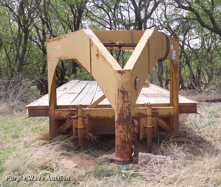 image for item DD8171 Belshe equipment trailer