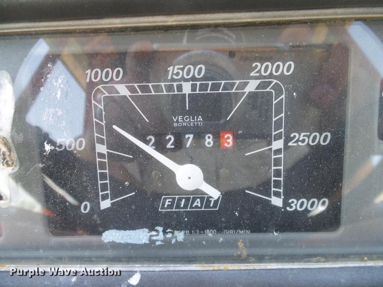 image for item DD8173 Fiat Hesston 466 tractor