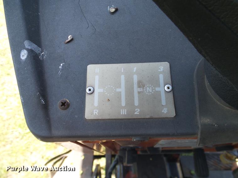 image for item DD8173 Fiat Hesston 466 tractor