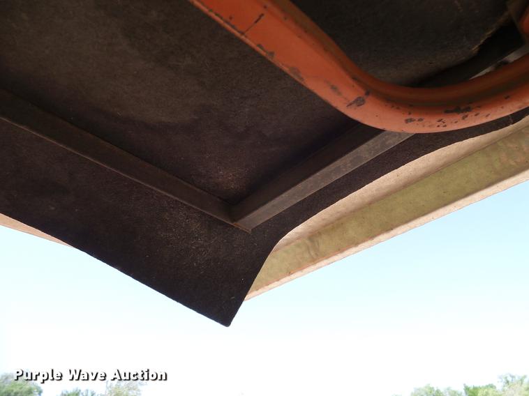 image for item DD8173 Fiat Hesston 466 tractor