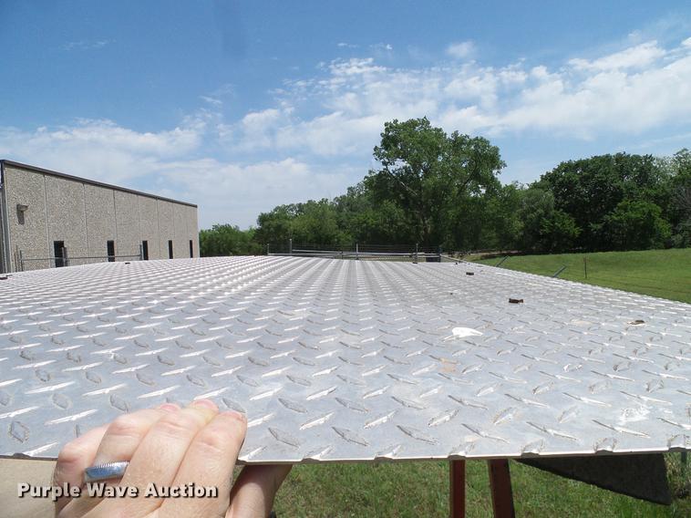 image for item DD8173 Fiat Hesston 466 tractor