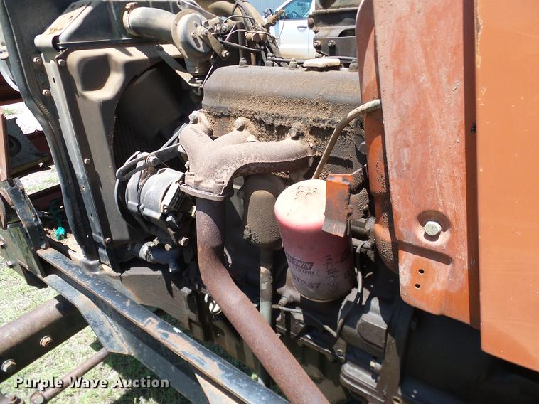 image for item DD8173 Fiat Hesston 466 tractor