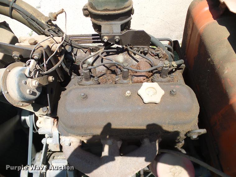 image for item DD8173 Fiat Hesston 466 tractor