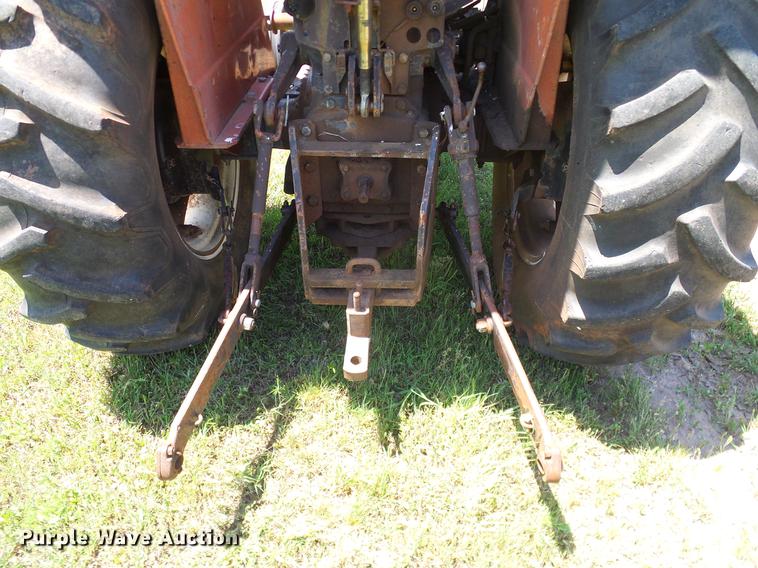 image for item DD8173 Fiat Hesston 466 tractor