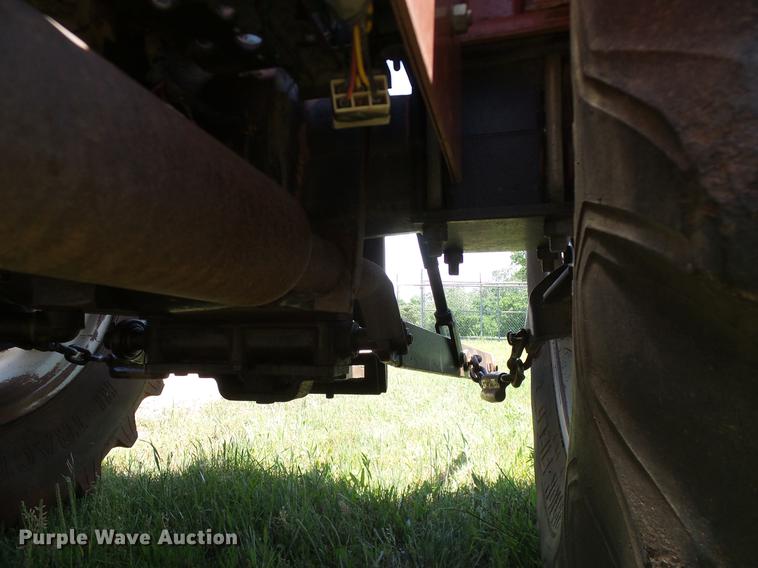 image for item DD8173 Fiat Hesston 466 tractor