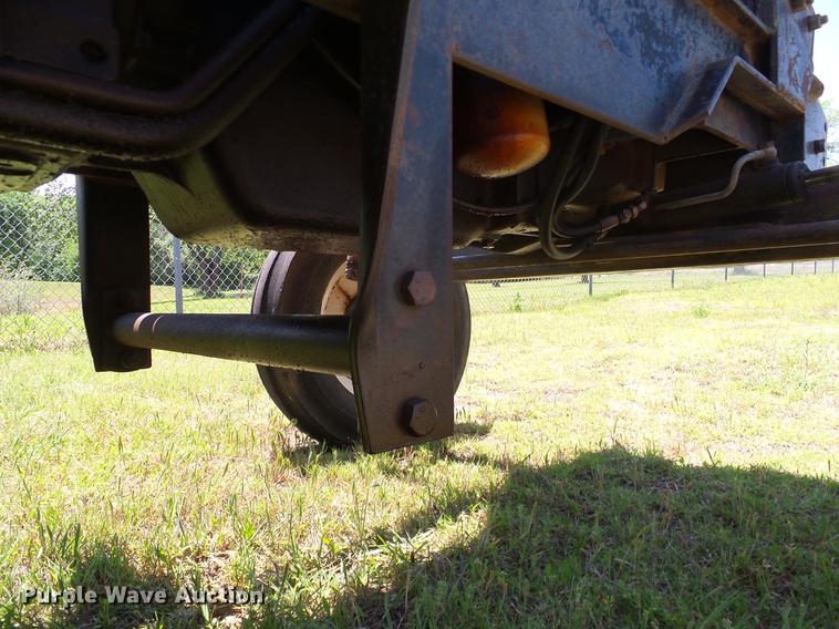 image for item DD8173 Fiat Hesston 466 tractor