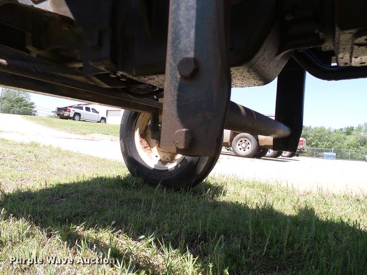 image for item DD8173 Fiat Hesston 466 tractor