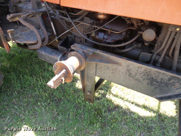 image for item DD8173 Fiat Hesston 466 tractor