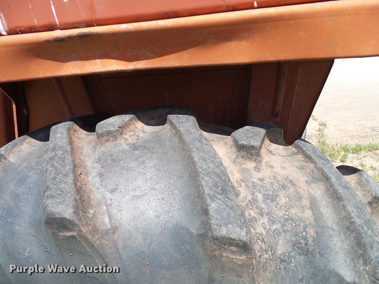 image for item DD8173 Fiat Hesston 466 tractor