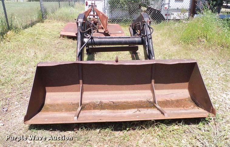 image for item DD8173 Fiat Hesston 466 tractor