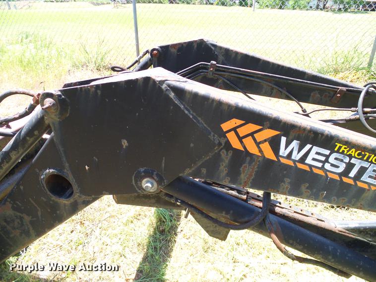 image for item DD8173 Fiat Hesston 466 tractor